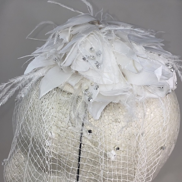 Eric Javits White Wedding Bridal Veil Hat - Picture 6 of 9